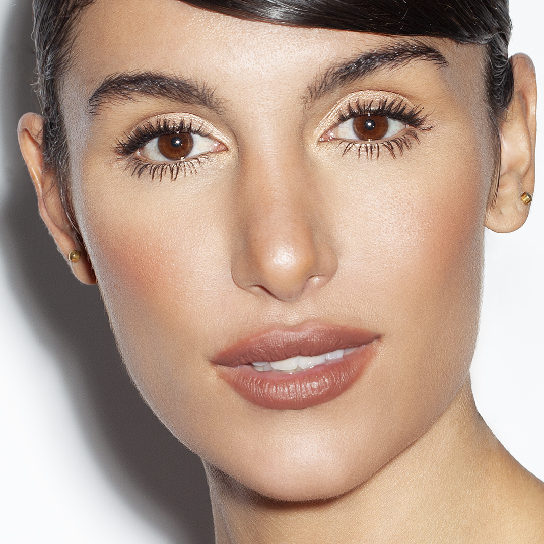 Guía Definitiva: Cómo Elegir el Corrector de Ojeras Perfecto para Tu Tono de Piel